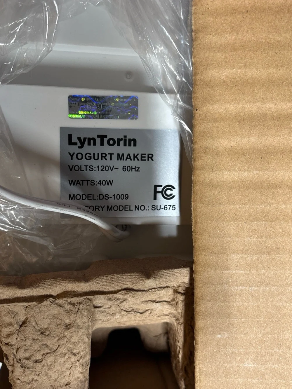 Lyn Torin Probiotic Yogurt Maker 9 Glass Cups 52oz Ea. Model: SU-675 New In Box